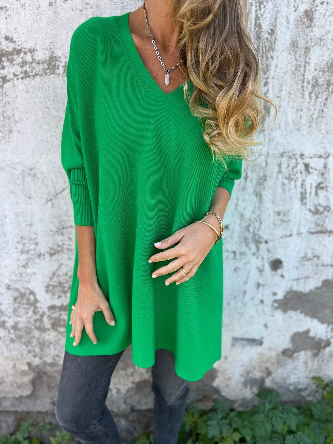TRICIA | COMFORTABLE V-NECK LONG SLEEVE SWEATER
