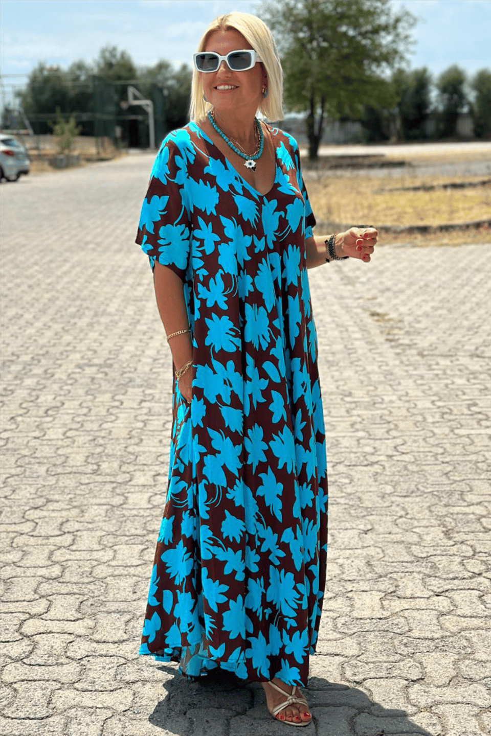 LEANNE | ELEGANT DRESS WITH TUMMY COVERAGE