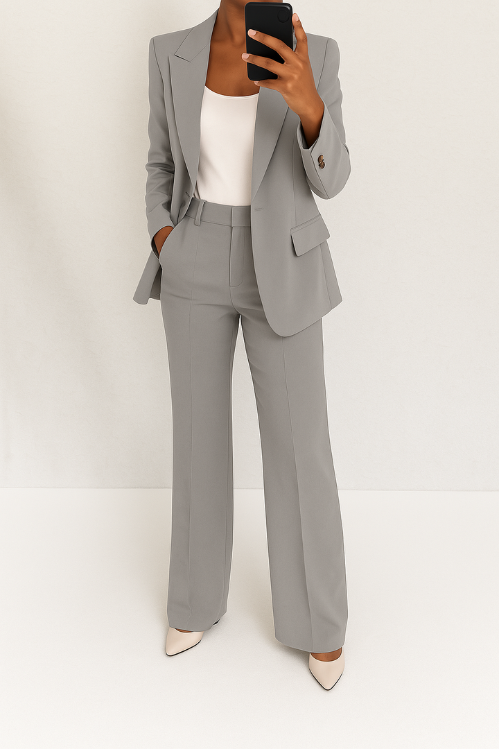 PENELOPE | TAILORED SUIT FOR ELEGANCE